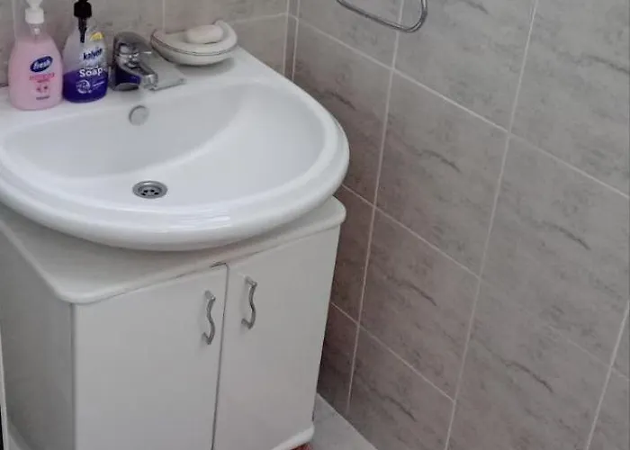 Suncana Dolina 아파트 *